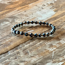 Load image into Gallery viewer, Jerzie Bracelet
