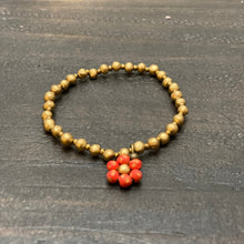 Load image into Gallery viewer, Ceramic Daisy Bracelet