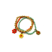 Load image into Gallery viewer, Ceramic Daisy Bracelet