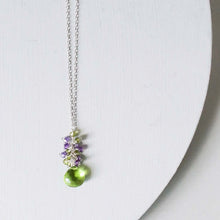 Load image into Gallery viewer, Peridot Quartz Raindrop Cluster Necklace