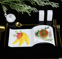 Load image into Gallery viewer, Sectional Salad Plate -Set of 4 pc