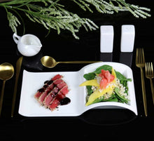 Load image into Gallery viewer, Sectional Salad Plate -Set of 4 pc