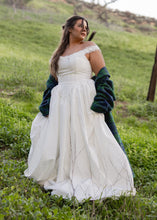 Load image into Gallery viewer, Coco Dress