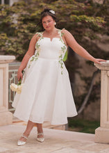 Load image into Gallery viewer, Lily Petal Dress