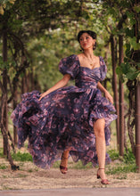 Load image into Gallery viewer, Saint Dress