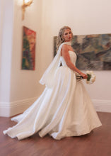 Load image into Gallery viewer, Victoria Wedding Dress