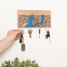 Load image into Gallery viewer, Wooden Key Holder