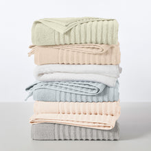 Load image into Gallery viewer, Luxury Combed Cotton Bath Towel Set - Karina Collection