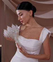 Load image into Gallery viewer, Wedding Bouquet Holder, Quinceañera Bouquet