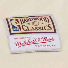 Load image into Gallery viewer, Mitchell &amp; Ness Lakers Long Sleeve - Cream