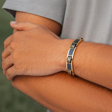 Load image into Gallery viewer, Carbon Fiber Magnetic Bracelet for Men (Gold)