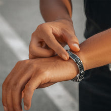 Load image into Gallery viewer, Carbon Fiber Magnetic Bracelet for Men (Silver)