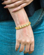 Load image into Gallery viewer, EllipseMAX Magnetic Bracelet for Women (Gold)