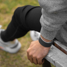 Load image into Gallery viewer, Ultra Strength Sports Magnetic Bracelet (Black)