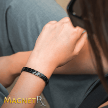 Load image into Gallery viewer, Women's Ultra Strength Magnetic Therapy Bracelet Black Titanium