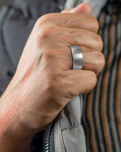 Load image into Gallery viewer, Magnetic Therapy Ring (Brushed Silver)