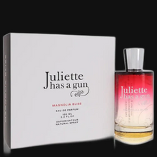 Load image into Gallery viewer, Magnolia Bliss By Juliette Has A Gun Perfume for Women