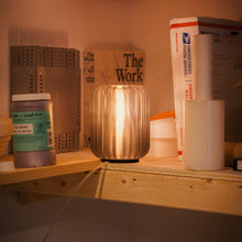 Load image into Gallery viewer, Mini Allium Lamp