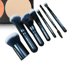 Load image into Gallery viewer, SAINT MINERALS Travel Brush Set
