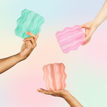 Load image into Gallery viewer, Mini Wavy Lamp