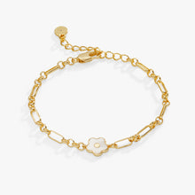 Load image into Gallery viewer, Mother Of Pearl Daisy Charm Chain Bracelet