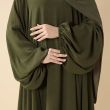 Load image into Gallery viewer, Relaxed Fit Lantern Sleeves Crepe Abaya (MA190)