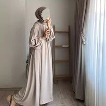 Load image into Gallery viewer, Relaxed Fit Lantern Sleeves Crepe Abaya (MA190)