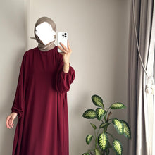 Load image into Gallery viewer, Relaxed Fit Lantern Sleeves Crepe Abaya (MA190)