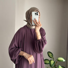 Load image into Gallery viewer, Relaxed Fit Lantern Sleeves Crepe Abaya (MA190)