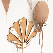 Load image into Gallery viewer, Sea Shell Wall Hanger for Nursery