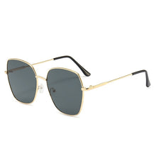 Load image into Gallery viewer, Oversized Gradient Sunglasses for Women – Face-Slimming Fashion Statement (MAC263)