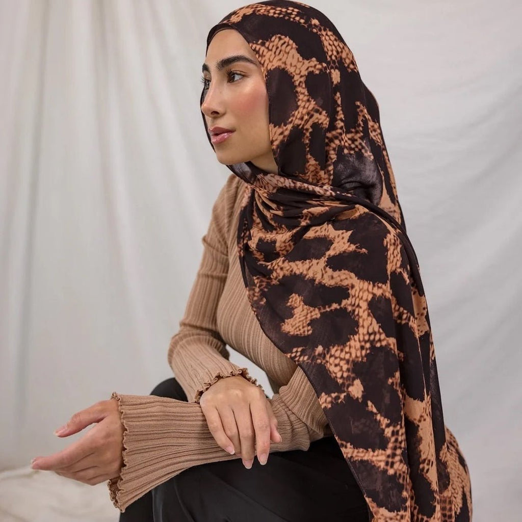 Painted Watercolor Modal Hijab in Bohemian Style (MH141)