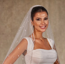 Load image into Gallery viewer, Pearl Wedding Veil, Cathedral Veil- D238