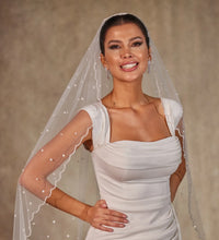 Load image into Gallery viewer, Pearl Wedding Veil, Cathedral Veil- D238