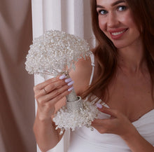 Load image into Gallery viewer, Quinceañera Bouquet, Wedding Centerpiece