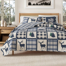 Load image into Gallery viewer, Lodge Quilt - Stonehurst Collection