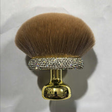 Load image into Gallery viewer, Portable Multi-Use Mushroom Head Powder &amp; Blush Brush (MMU040)