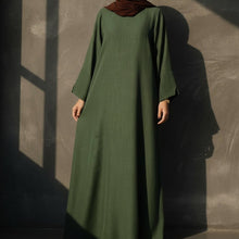 Load image into Gallery viewer, Premium Linen Effect Pullover Abaya with Pockets (MA341)