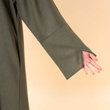 Load image into Gallery viewer, Premium Linen Effect Pullover Abaya with Pockets (MA341)
