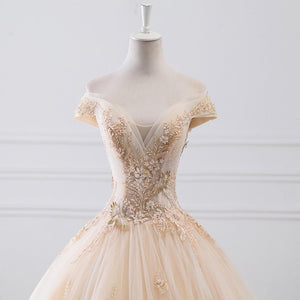 Luxury Sparkly Beading Pearls Wedding Gown EDL78