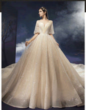 Load image into Gallery viewer, New Shiny Wedding Dress Luxury Beading Lace EDL458