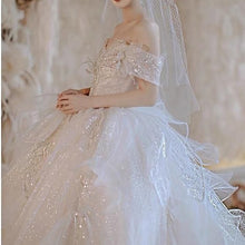 Load image into Gallery viewer, Luxury Elegant Wedding Dress with Sequined Beads