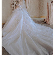 Load image into Gallery viewer, Luxury Elegant Wedding Dress with Sequined Beads