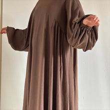Load image into Gallery viewer, Relaxed Fit Lantern Sleeves Crepe Abaya (MA190)