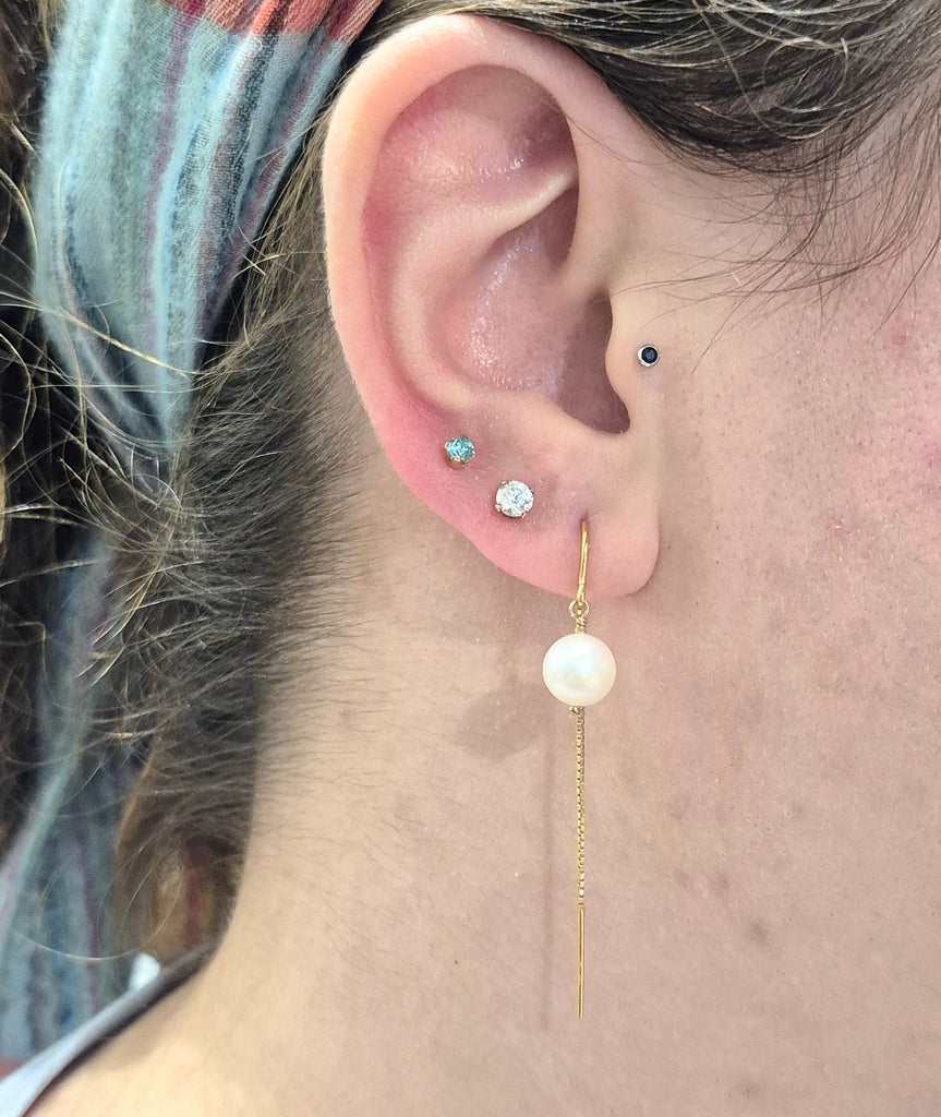 Single Pearl earrings