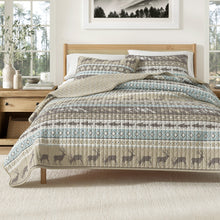 Load image into Gallery viewer, Lodge Quilt - Yosemite Collection
