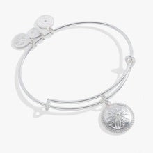 Load image into Gallery viewer, Sand Dollar Charm Bangle