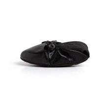 Load image into Gallery viewer, Premium Black Flats