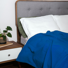 Load image into Gallery viewer, Herringbone Cotton Blanket