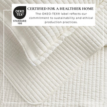 Load image into Gallery viewer, Solid Quilt - Alicia Collection